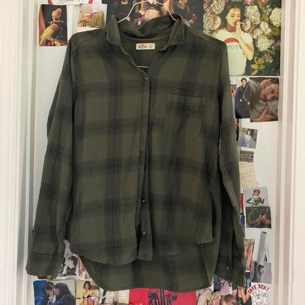 Hollister lightweight olive green flannel